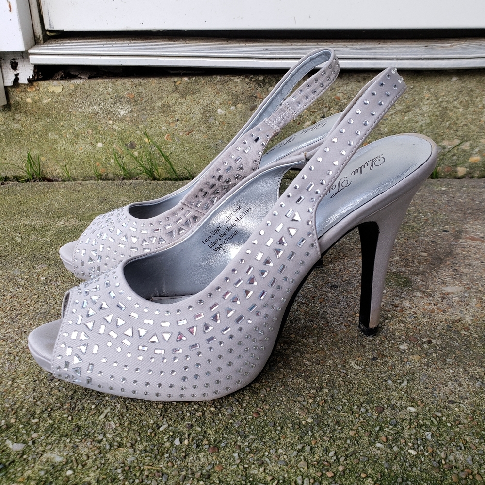High heels - Picture 3 of 13